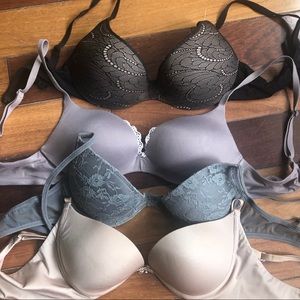 Lot of 4 Bras, size 32B and 34A